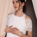 Coprispalle da sposa Rose in pizzo, dettaglio romantico e raffinato